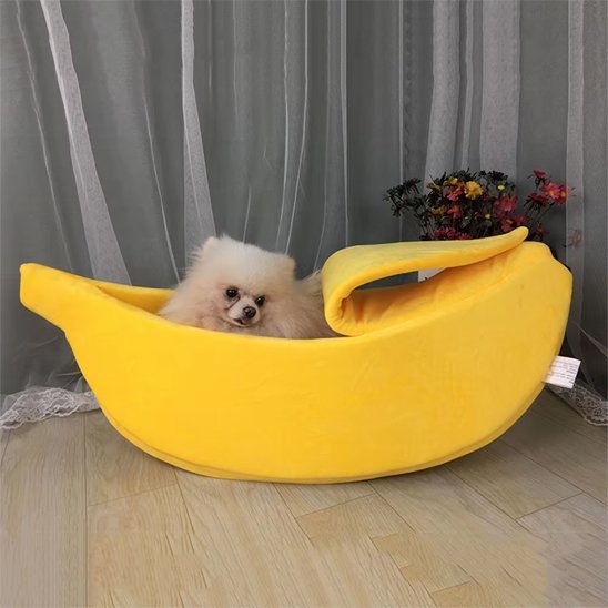 Chien couché dans Panier chien - Confort Élégant - Gamelle et Cie pour Chien