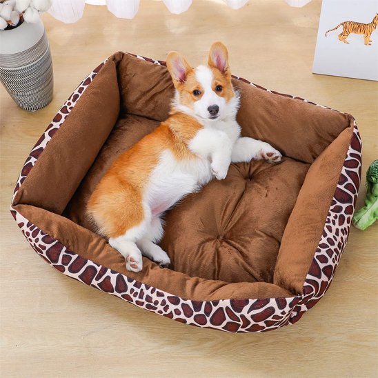 Chien dans Panier pour chien couleur girafe - Ultra - Douillet - Gamelle et Cie pour Chien